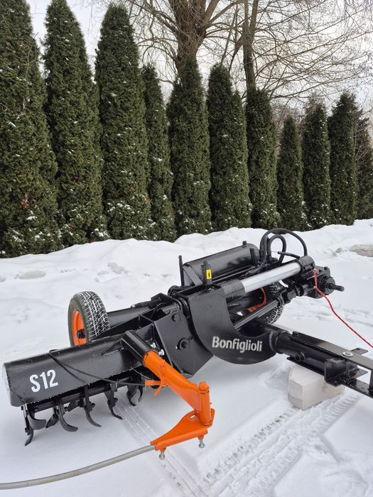 Glebogryzarka podkoronowa pielnik sadowniczy Bonfiglioli Włoska