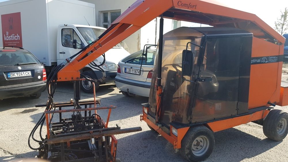 Машина для вкладання бруківки