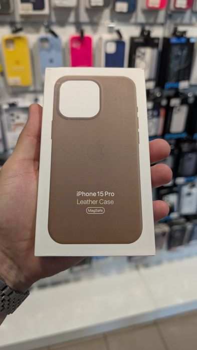 Оригінальні чохли на iPhone 15 pro також OtterBox,Proove