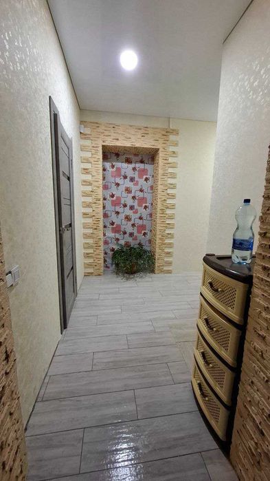 1-к квартира, ЖД wifi, гаряча вода, подобово, погодинно.