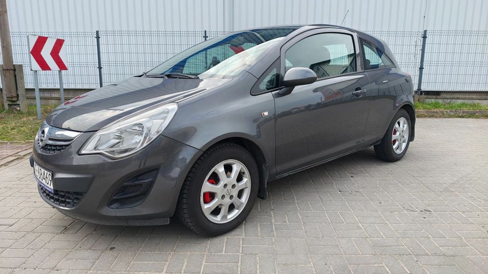 Opel Corsa Nowy rozrząd Nowe opony BEZWYPADKWY