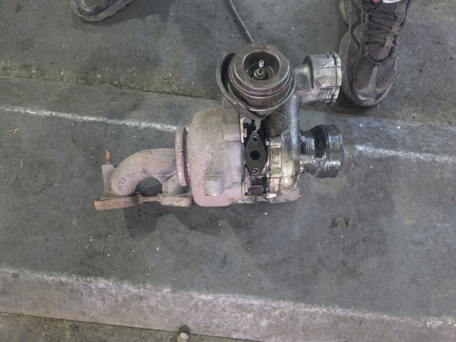 Turbina Turbosprężarka 2.0 tdi Golf V Leon Altea Toledo Octavia A3