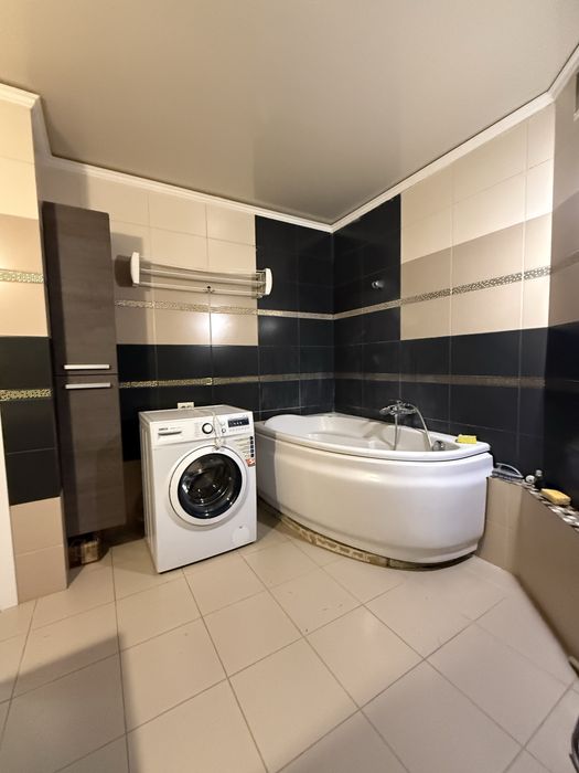 Продаж квартири  2 кім. по вул. Головатого