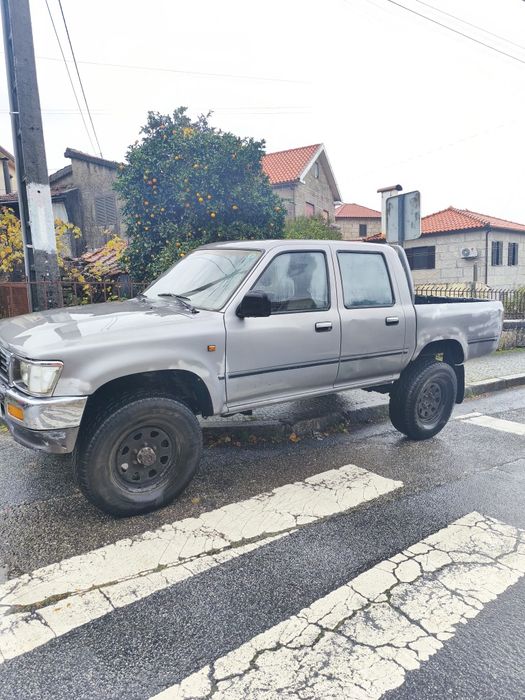 Toyota Hilux 2.4D 4x4