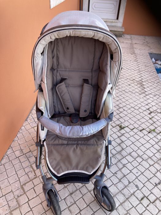 Carrinho de bébe da bebecar em bom estado