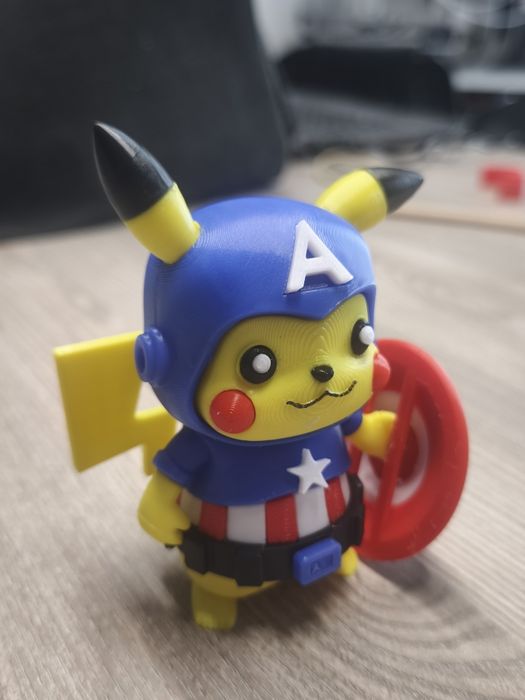 Boneco Pikachu 9cm