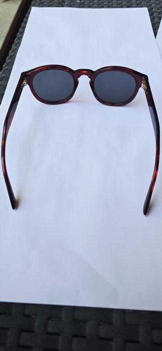 Óculos de sol Gucci polarizados modelo GG0825S
