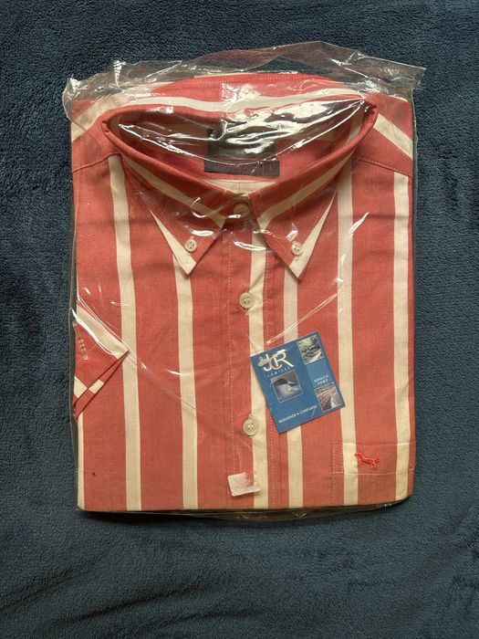 Camisa masculina manga curta. Nova com embalagem.