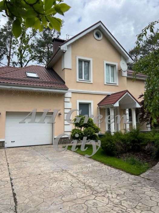 Продаж будинку в центрі Ірпеня