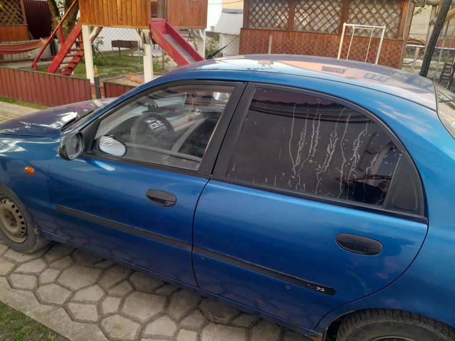 Продам део лануса мотор1.5газ бензин