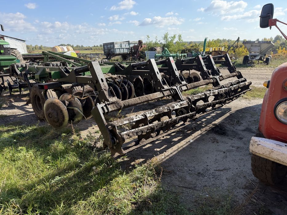 Глибокорозпушувач John Deere 510