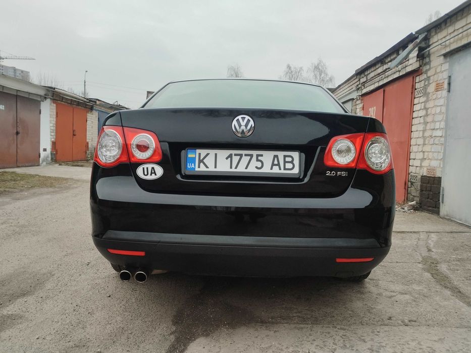 VolksWagen Jetta FSI 2.0 2006 р.в. 5800$ торг.