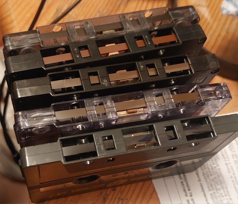 Кассеты с записью