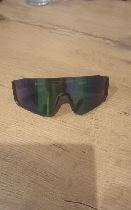 Okulary.   .     .