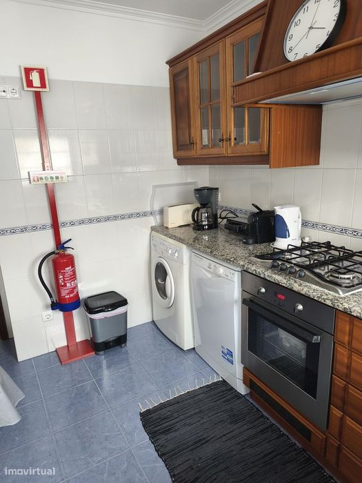 Moradia T5 com terraço e varanda em Óbidos