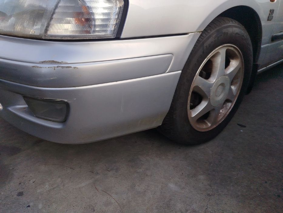 Pára-choques frente NISSAN Primera Wagon (WP11)