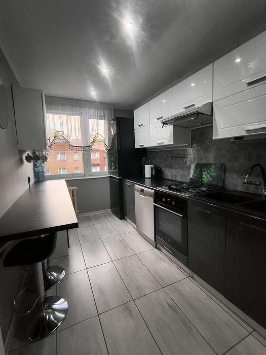 REZERWACJA DO 13.10.2026. 3 pokoje | 47 m² | balkon | klimatyzator | wyposażone | Strzelce Opolskie