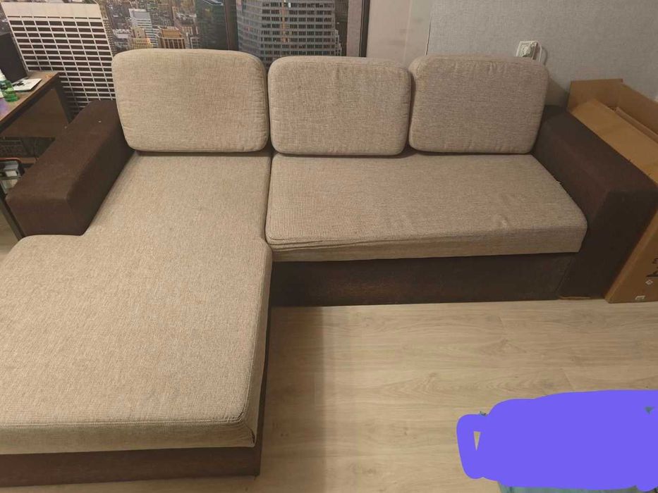 Продам диван угловой