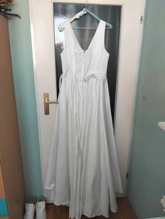 Suknia ślubna gorsetowa