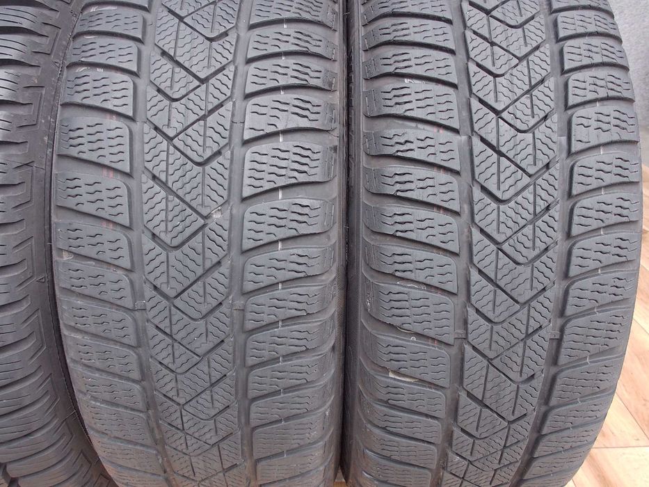 Pirelli Winter SottoZero3 205/50/17 93H z 2021r
