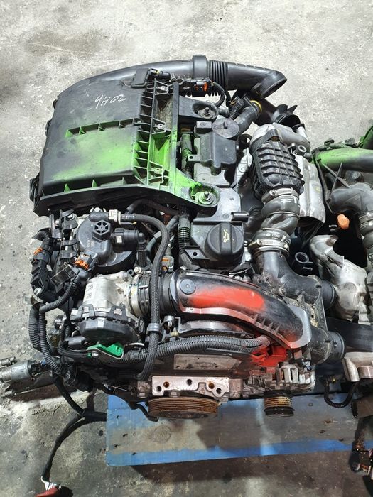 Motor peugeot 208 8h02