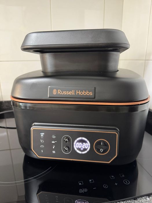 Air fryer dupla resistência Russel Hobbs