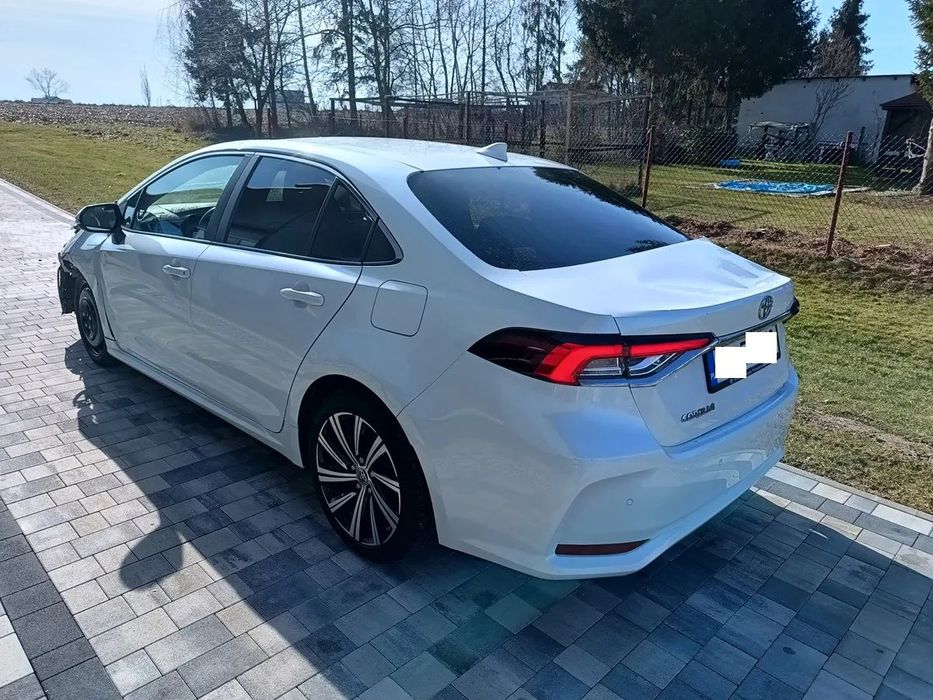 Toyota Corolla 1.5 125km krajowa I wł alufelgi tempomat FV 23%