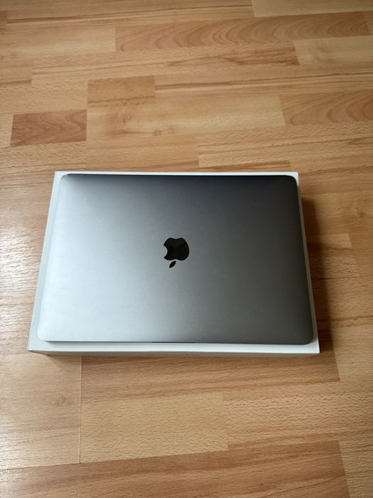 MacBook Pro 13 2020 Запчасти