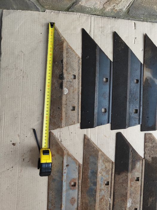 Продам лемех, плуг,грудинка, отвал, навеска