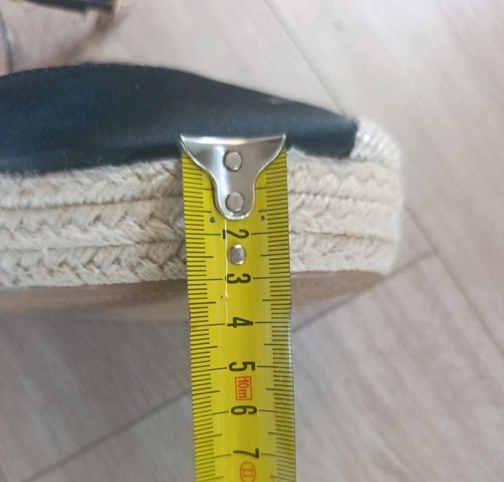 Buty na koturnie 39