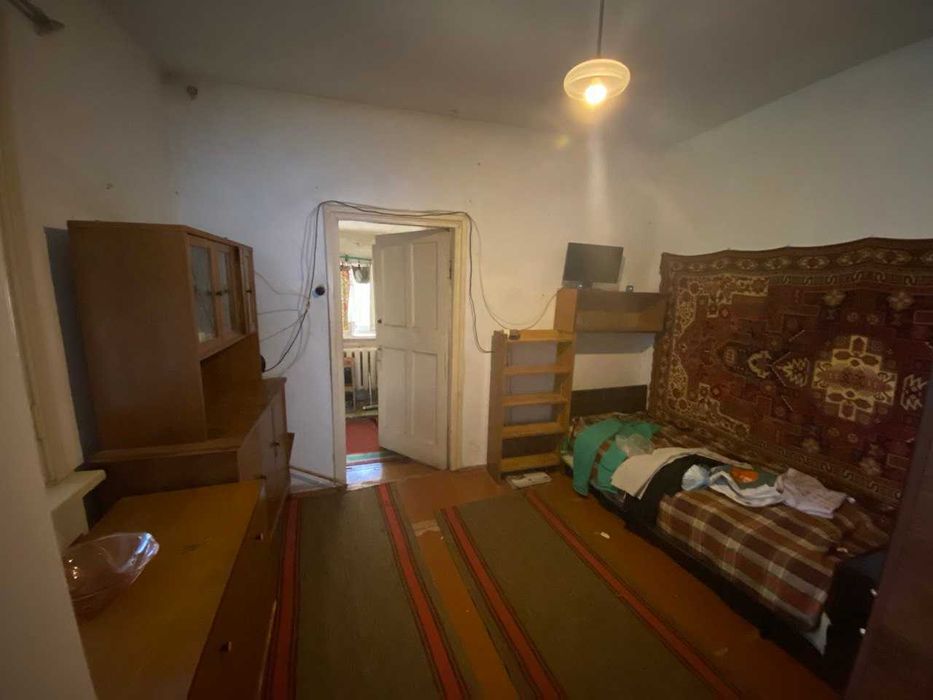 Частина будинку, 3 кімнати, 2 гаража, район Можайського