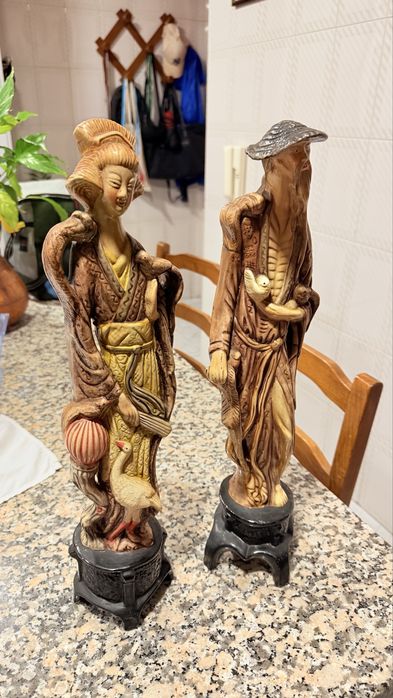 Estatua de casal japones velharia