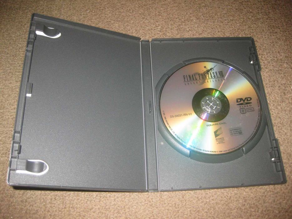 DVD "Final Fantasy VII: Advent Children"