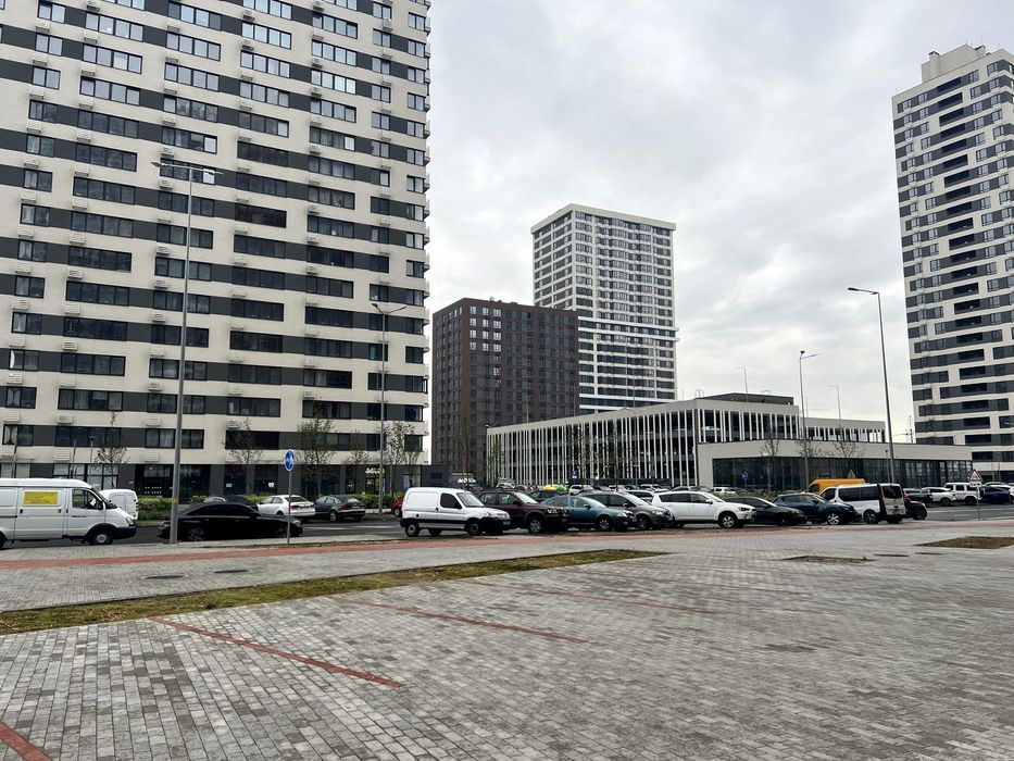 Простора 2-к квартира 67 м² (Будинок 10.7)