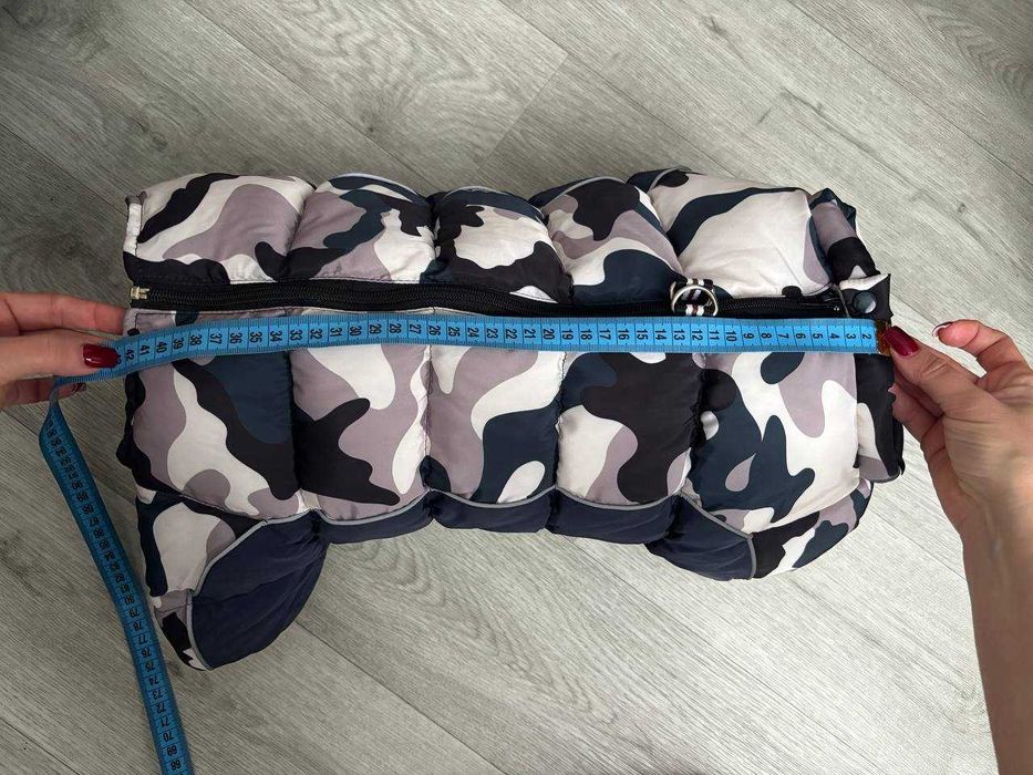 Продам зимовий комбінезон для цуцика