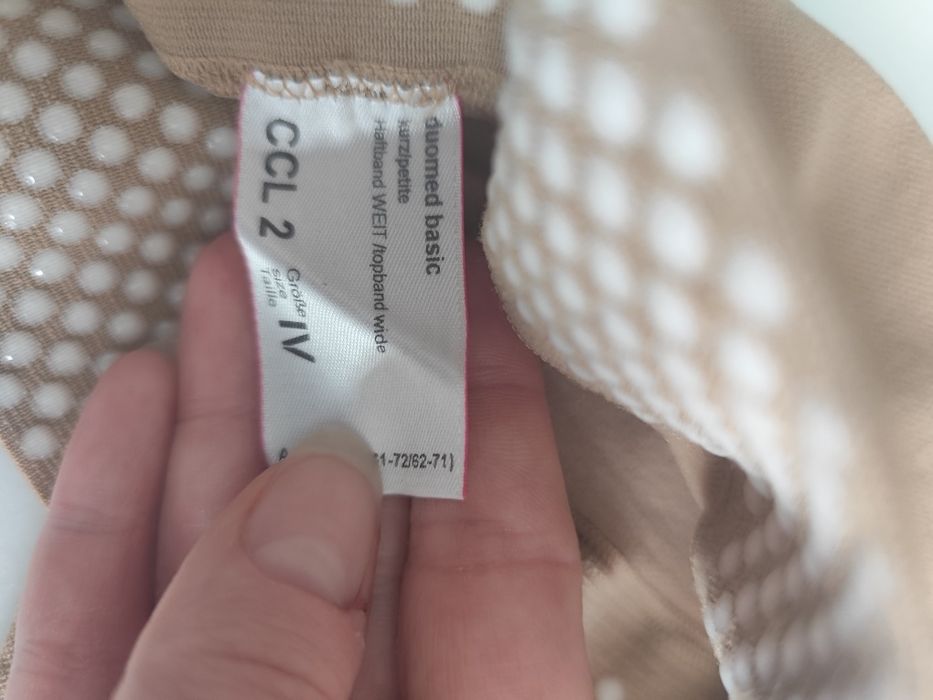 Компресійна панчоха