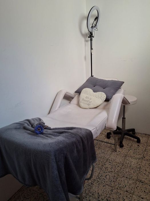 Aluga-se gabinete de estética em Santa Iria de Azóia