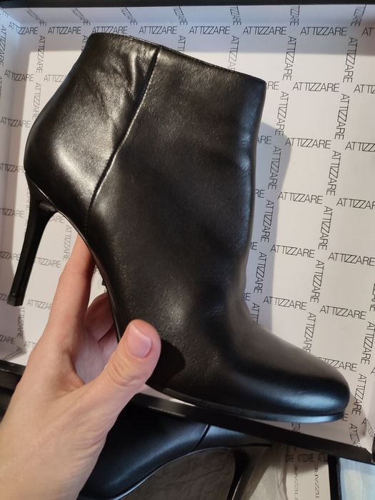 Новенькі Батильйони ботінки шкіряні 37р(24см). Miraton