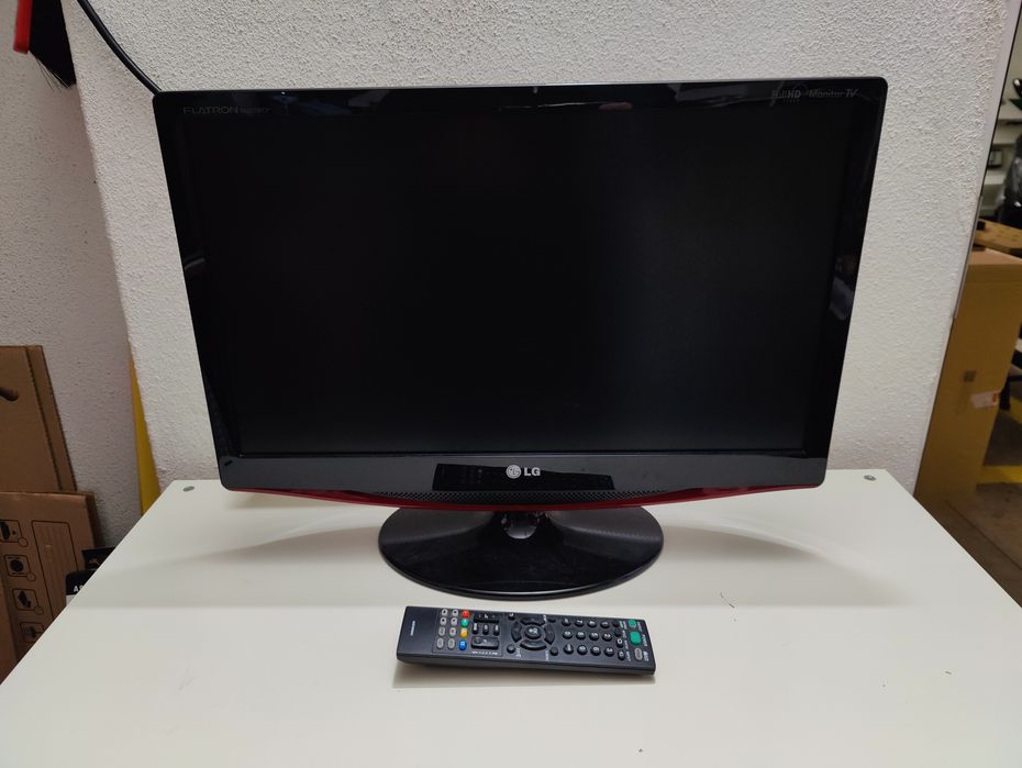 TV / Monitor LG Flatron M227WDP-PZ, Full HD de 22 polegadas