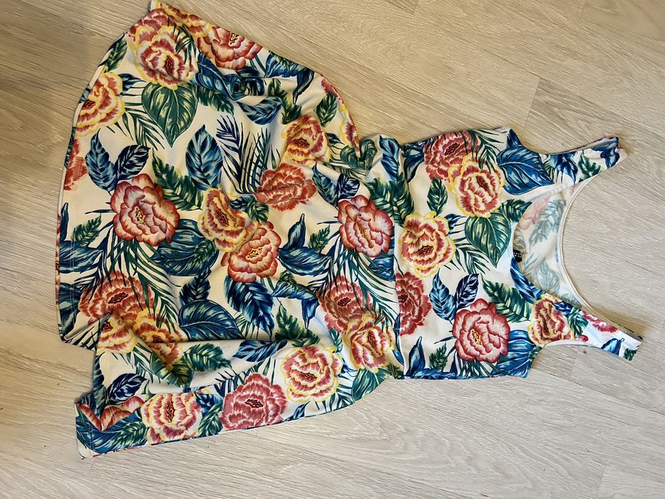 Ефектний сарафан HM