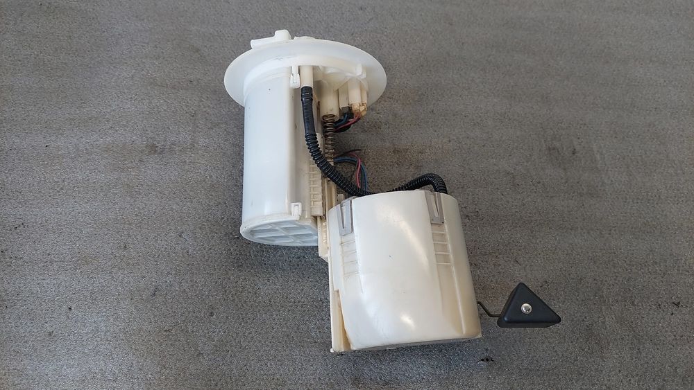 Bomba de combustível TOYOTA Prius Plus Hatchback (_W4_)