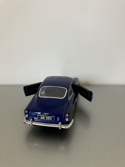 Aston Martin DB5