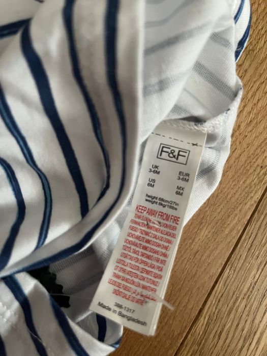 Nowa bluzeczka w paski r 68