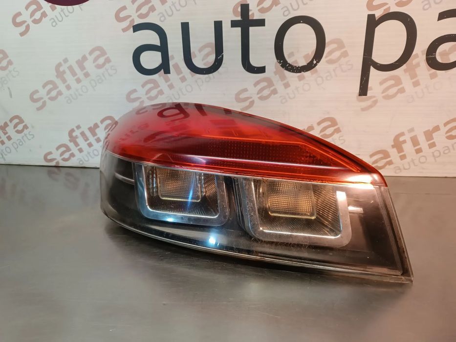 FAROLIM STOP RENAULT MEGANE III COUPÉ - ESQUERDO / DIREITO 265500008R
