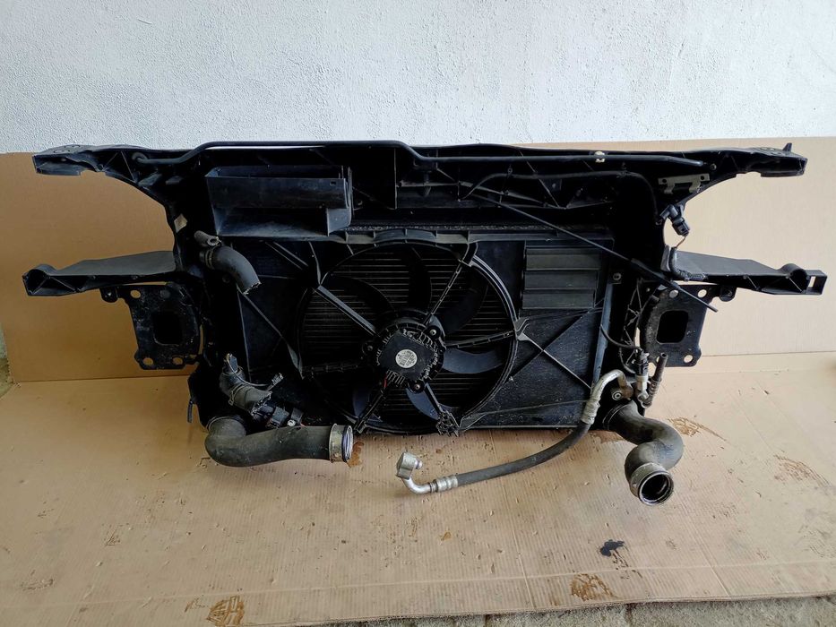 Seat Altea 1.9 TDI BXE pas przedni wzmocnienie przód przednie belka