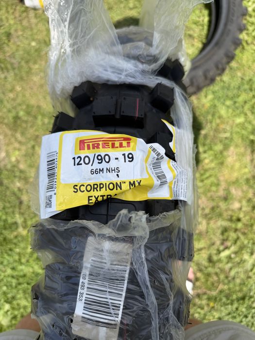 Єндуро резина Pireli
