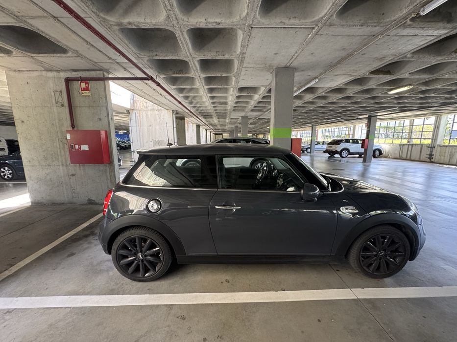 Mini cooper S 2.0515934686377431047