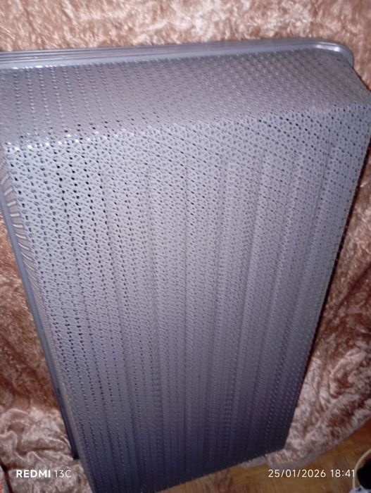 1 cesto  IKEA  perfeito  para organizar a sua roupa no guarda roupa