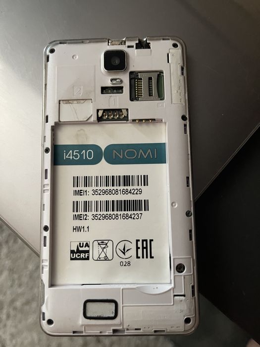 Nomi I4510 dual sim