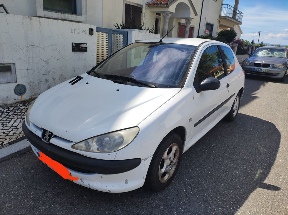 Peugeut 206 com junta da cabeça queimada
